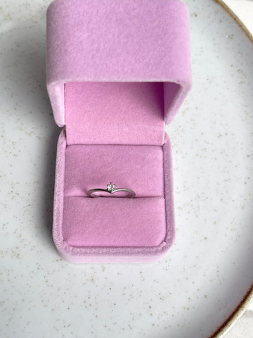 Anillo Greta