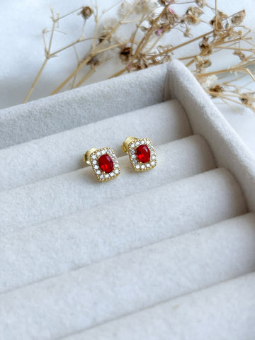 Aretes Rojos