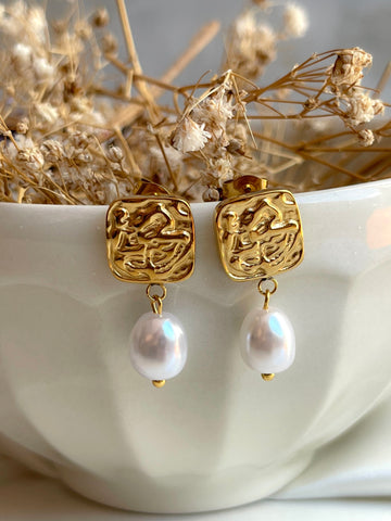 Aretes Cuadro y Perlas