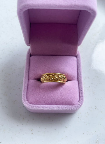 Anillo Xiomara