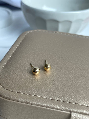 Aretes Ada