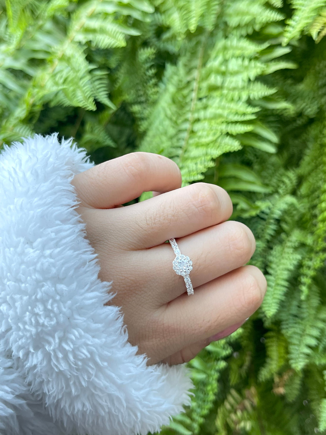 Anillo Viviana