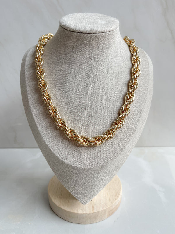 Choker Lazo Dorado Grueso