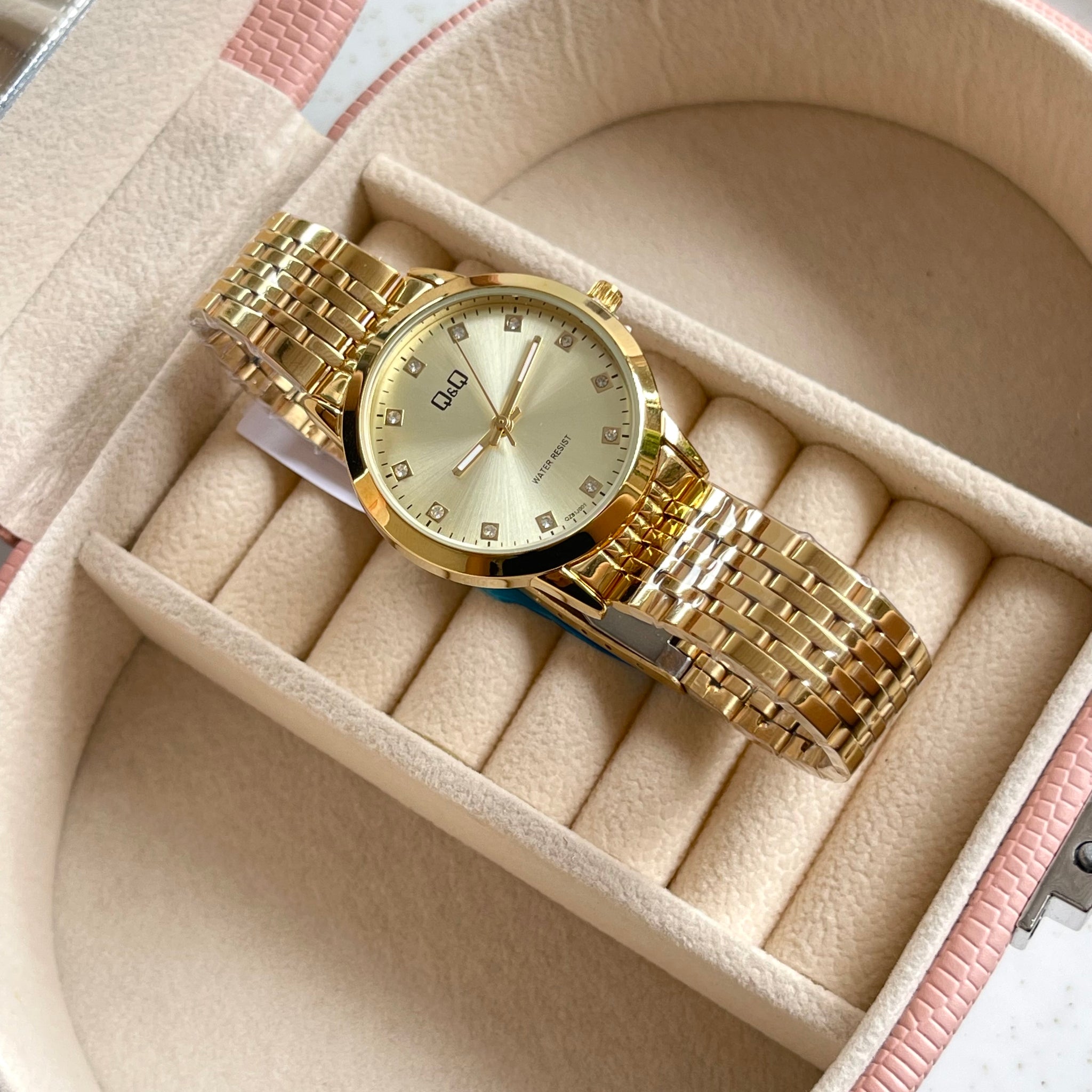 RELOJ Q&Q