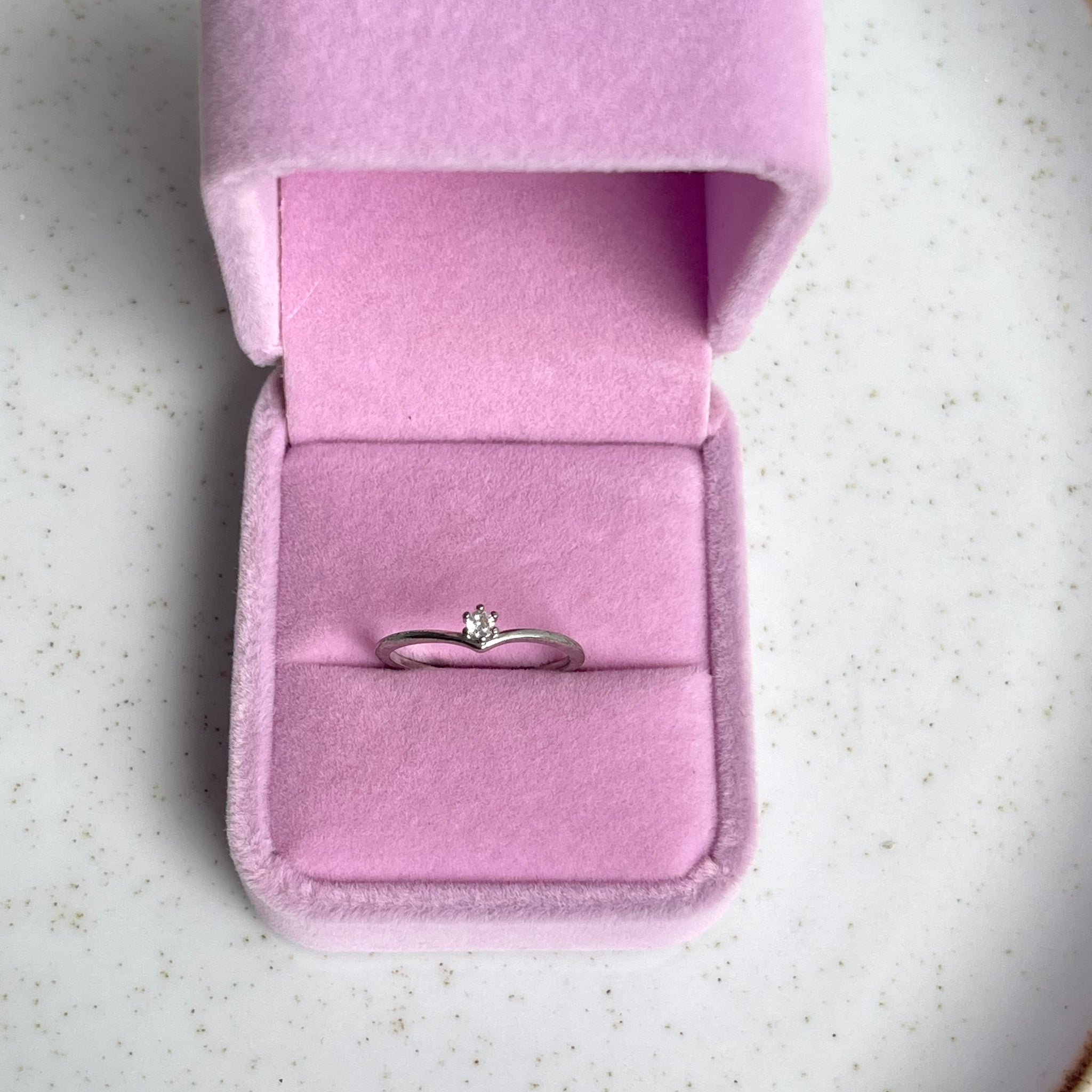 Anillo Greta