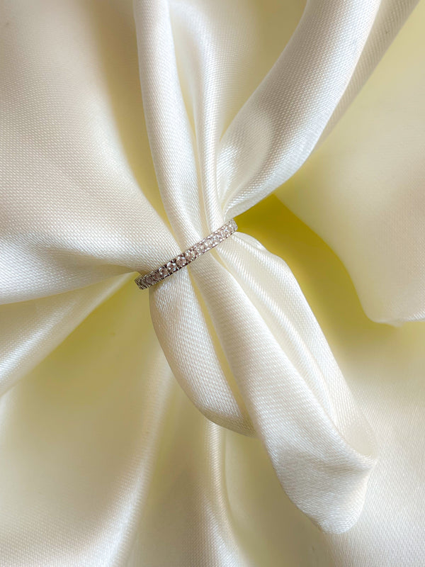 Anillo Piedritas Plateadas