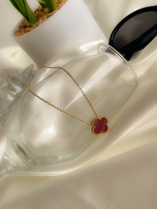 Cadena trébol vino tinto