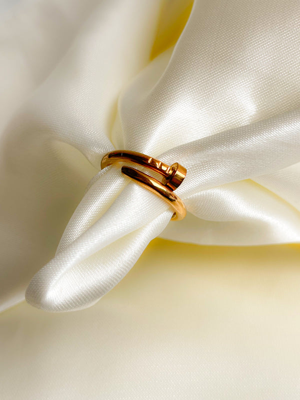 Anillo de Clavito grande