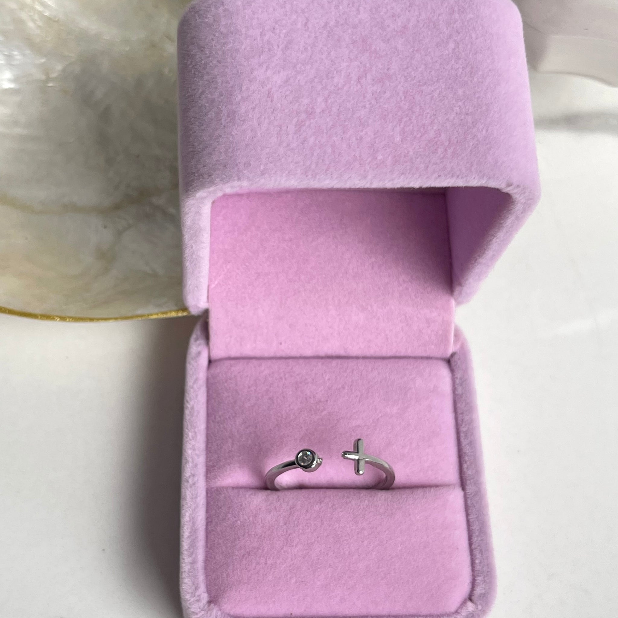 Anillo Renata