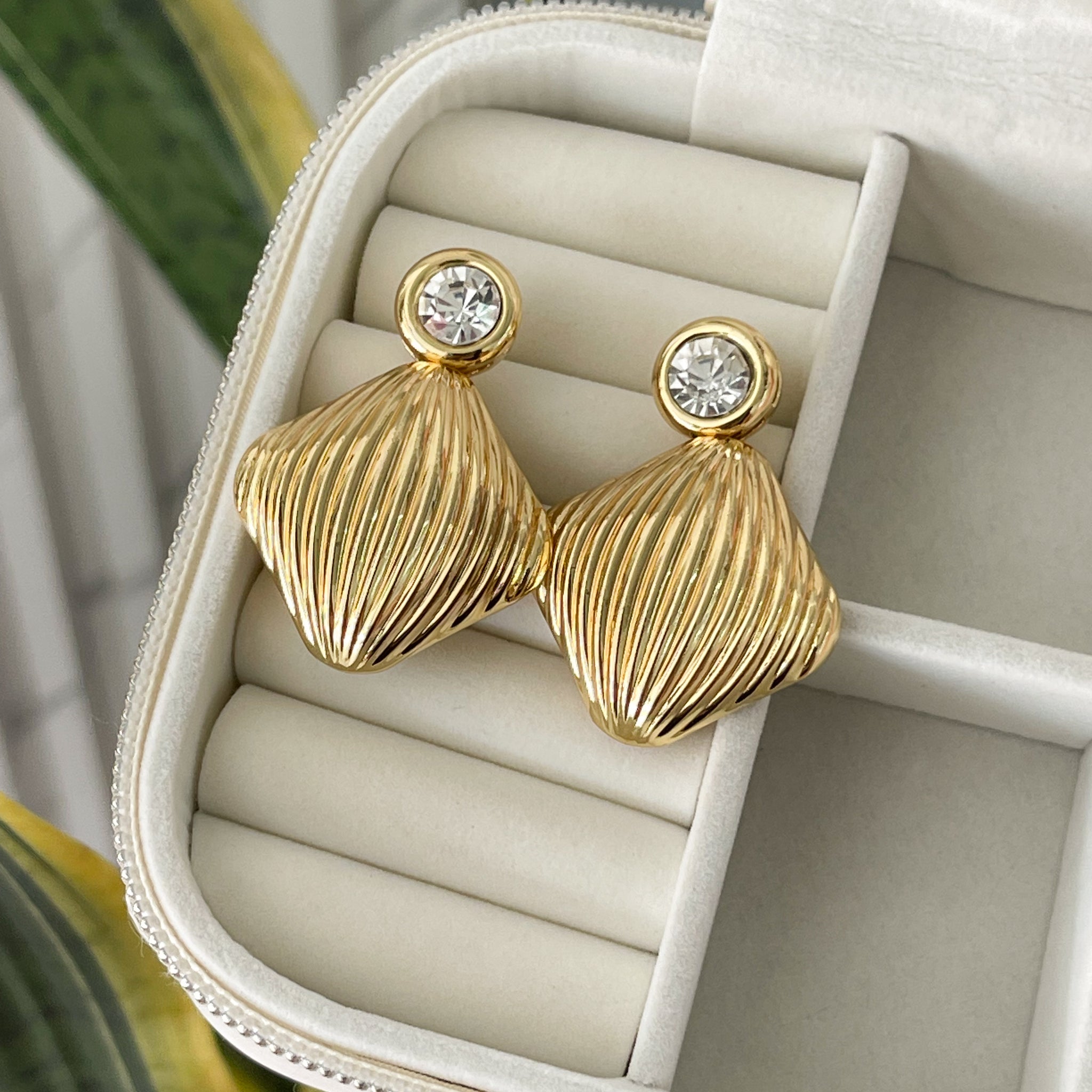 Aretes Alahia
