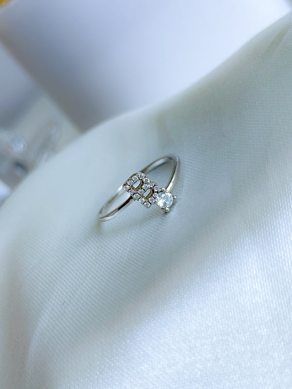 Anillo letra “B”