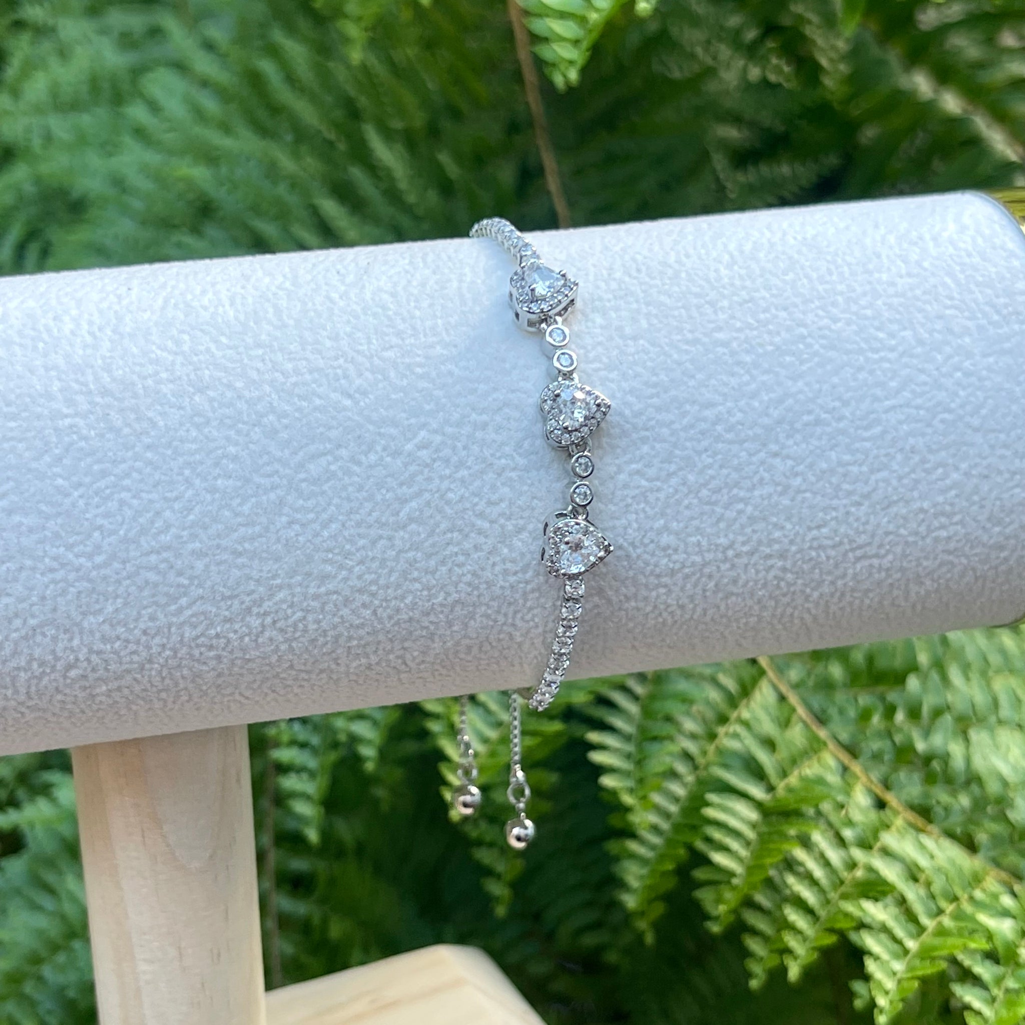 Pulsera Corazones Brillantes