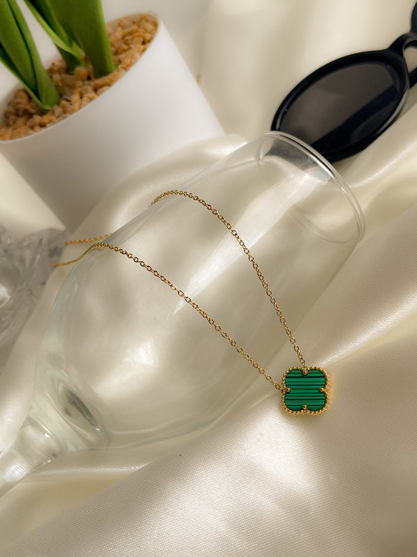 Cadena trébol verde